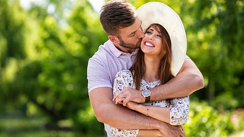 Dating App ने भारतीयांचे रहस्य केलं उघड, जाणून घ्या