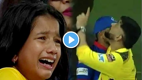 MS-Dhoni-Girl-Crying