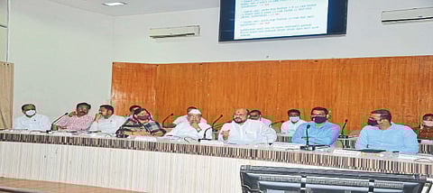 निधी खर्च होणार नसेल, तर समर्पित करा