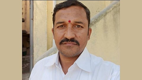 पवनचक्कीचा गट्टू अंगावर पडल्याने चेंगरून तरुणाचा जागीच मृत्यू!