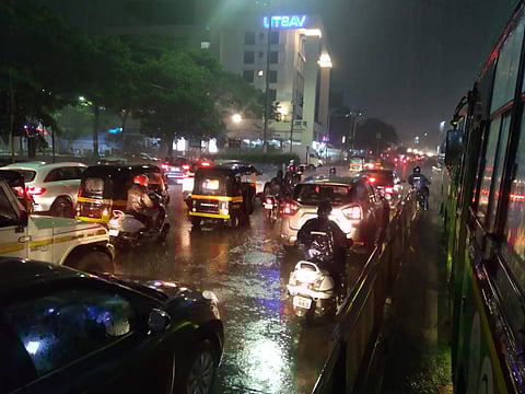 पुढील चार तास पुण्यासह 'या' ठिकाणी होणार कोसळधार