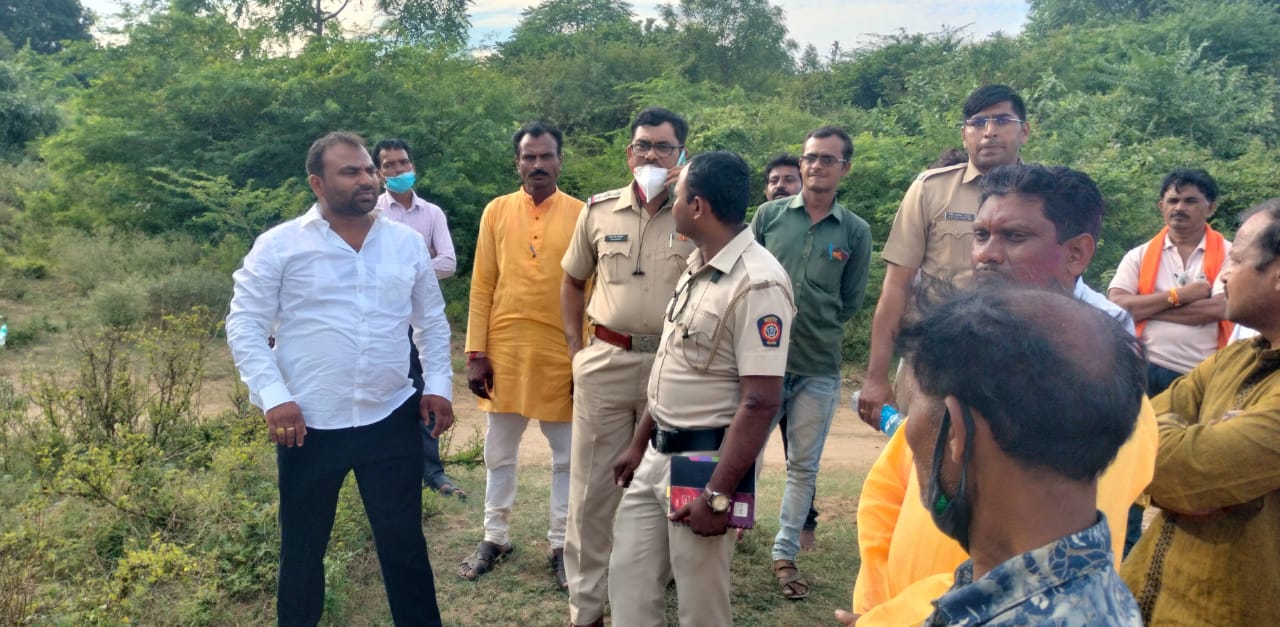 देवी विसर्जनास गेलेला युवक कन्हान नदीत वाहुन गेला