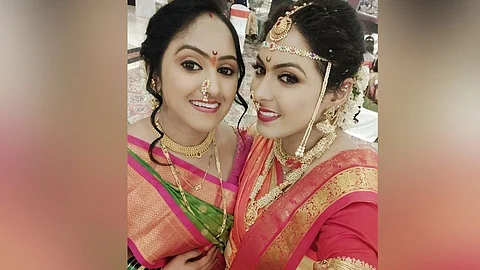 स्नेहा व काजल काटे