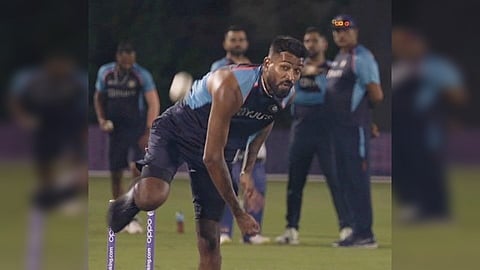 Hardik-Pandya-Bowling