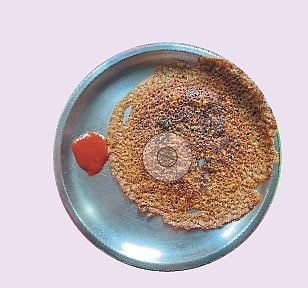 माझी पाककृती : नाचणीच्या पिठाचे धिरडे