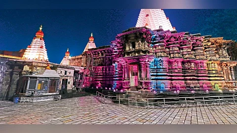Kolhapur : शिवाजी चौकापासून मुख्य दर्शन रांग