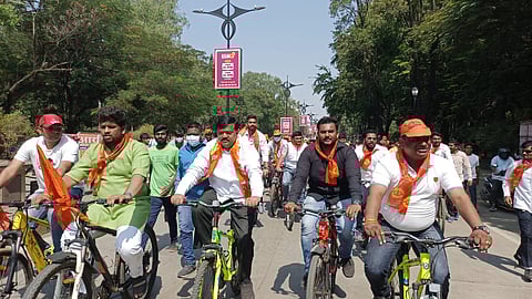 shivsena cycle rally