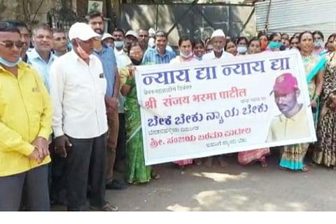 आत्महत्येला प्रवृत्त करणाऱ्यांना शिक्षा द्या; उपायुक्तांना निवेदन