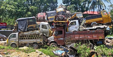 महापालिकेच्या गाड्या निघणार स्क्रॅपमध्ये