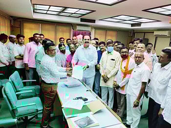 जिल्हा बँक निवडणूकःआमदार अनिल पाटील यांची उमेदवारी दाखल