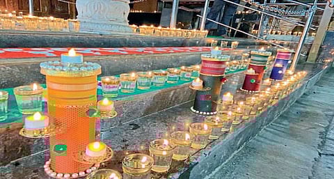 हस्तकलेतूून व्यावसायिक भरारी