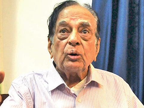 ज्येष्ठ साहित्यिक द. मा. मिरासदार यांचं निधन