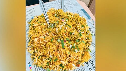 खाद्यभ्रमंती ; नीरेतील मटकी भेळ