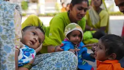 कुपोषित बालकांची संख्या घटतेय!