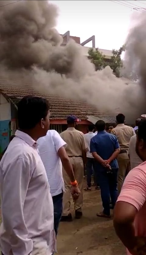 Fire in old police society of jawhar