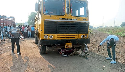 अवैध गौण खनिजमफियांचे ‘यमदूत’ सुसाट