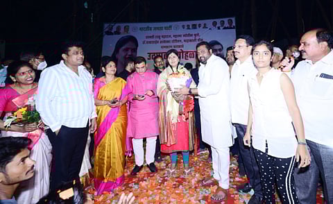 case has been registered against BJP corporator Mukesh Shahane