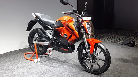 Revolt RV 400