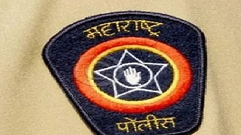 पोलीस कर्मचारी म्हणाला, तू जा तक्रार द्यायला दुपारी येजो!