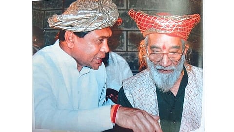 Shivshahir Babasaheb Purandare had a close relation with Ahmednagar district