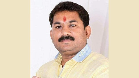 ग्रामपंचायतीचा दिलदार सदस्य!