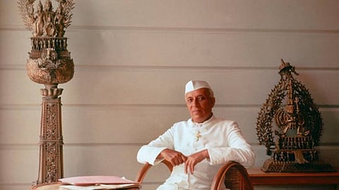 नेहरूंचा वैज्ञानिक द्रष्टेपणा