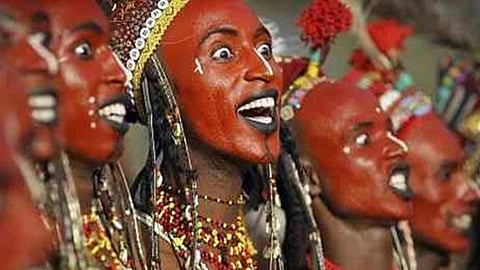 'बायको पळवून नेण्याची' जगावेळी प्रथा माहितीये?पाहा फोटो