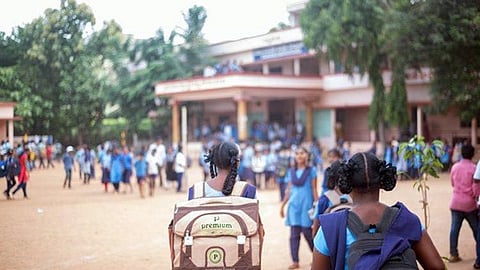 राज्यभरातील शाळांमध्ये आजपासून ‘माझे संविधान, माझा अभिमान’