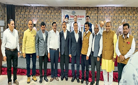 सचिवपदी शिवशंकर स्वामी, कोषाध्यक्ष जयंत देवळाणकर यांची निवड