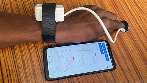 झेड स्लिप केअर यंत्र