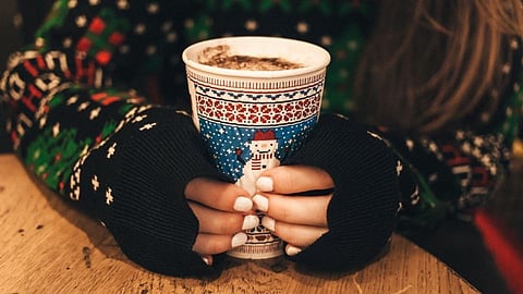 हिवाळ्यात जास्त भूक लागतेय? 'अशी' करा कंट्रोल; वजनही वाढणार नाही