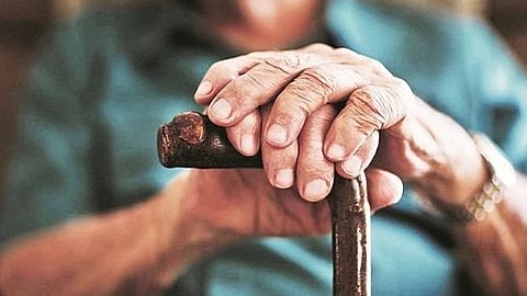 Nagpur : मुलांकडूनच ज्येष्ठांची परवड; वृद्धाश्रमात वाढतेय संख्या