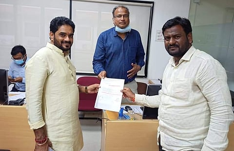 सासवड रेल्वेस्थानक हे नाव बदलून 'काळेबोराटेनगर रेल्वेस्थानक' असे नामकरण