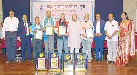 लेखकांना सत्य बोलण्याचे स्वातंत्र्य नाही : डॉ. रावसाहेब कसबे