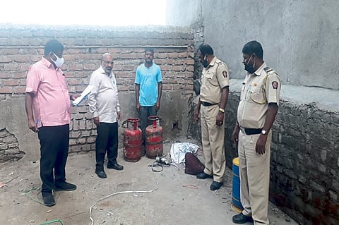 दोन सिलेंडरसह मोटर जप्त,एकास अटक