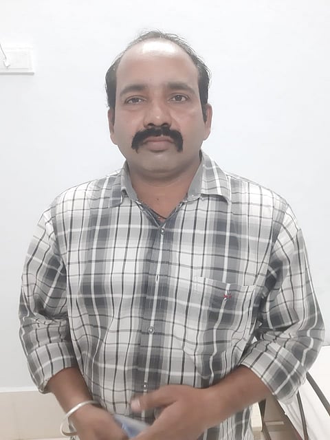 विवाह नोंदणीचा दाखला देण्याकरीता लाच घेणाऱ्यास अटक