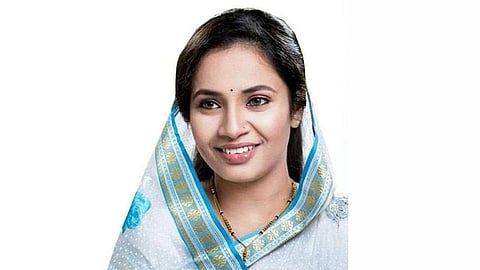 नगराध्यक्षा स्वप्नाली शिंदे