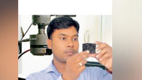 ‘रायसोनी’च्या प्राध्यापकाची दोन वर्षांत १३ पेटंट