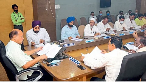 Nanded Municipal Corporation Pay attention to income growth