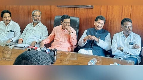 सिंधुदुर्ग जिल्हा बँक प्रगतिपथावर; खासदार राऊत