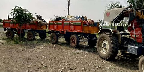 इंदापूर बाह्यवळण मार्गावर भीषण अपघातात बारा ऊसतोड कामगार जखमी