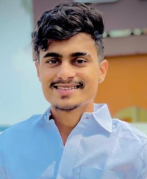 अपघातात गंभीर जखमी झालेल्या तरुणाचा उपचारादरम्यान मृत्यू