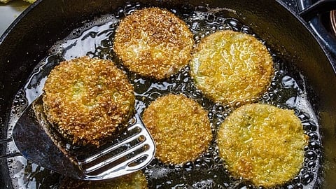 खाद्यतेलाचा पुनर्वापर करताय! जाणून घ्या गंभीर परिणाम