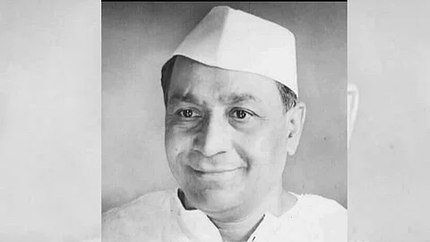 कर्मयोगी क्रांतिवीर वसंतराव नाईक