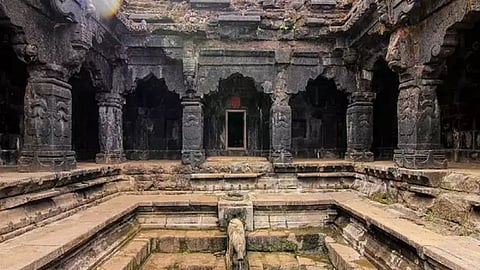 Panchanga Temple (Mahabaleshwar): Origin of 5 rivers