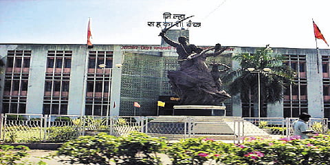 जळगाव : जिल्हा बँक अध्यक्षपदाचा पेच, अंतिम निर्णय पवारांकडे