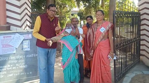 Grandmother Voting