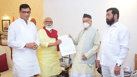 विधानसभा अध्यक्षपदाची लगबग, मविआचे मंत्री राज्यपालांच्या भेटीला