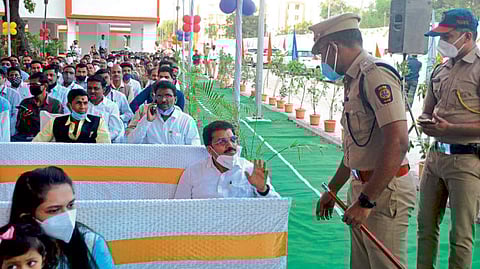 जळगाव : प्रोटोकॉल पाळला नसल्याने आमदार भोळेंकडून निषेध