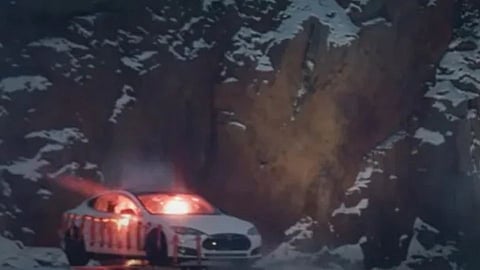 tesla car owner blows high end 2013 model s sedan with 30 kg dynamite